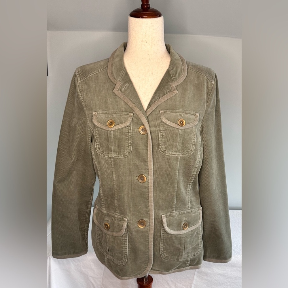 LL BEAN EUC! Olive Green Corduroy Women's Jacket 
Sz M reg